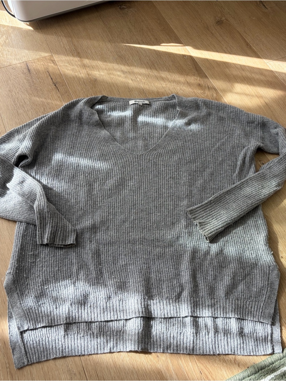 Madewell Heather Gray V-Neck Sweater